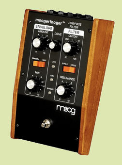 Moog Moogerfooger MF Low Pass Filter Pedal:Guitars, Pedals